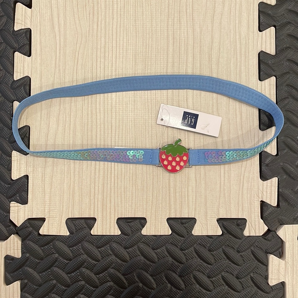 GapKids Belt with sequence and strawberry detailing NWT